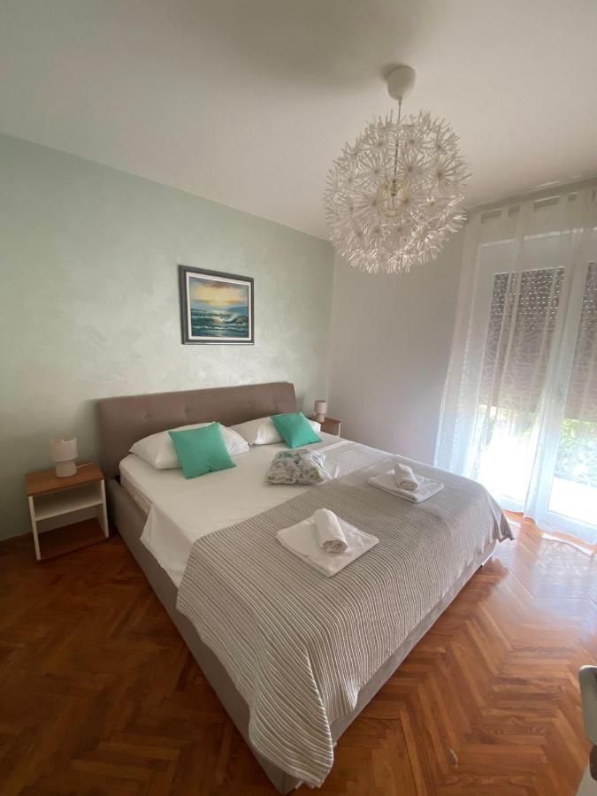 Family Beach Apartments Peroj Eksteriør bilde
